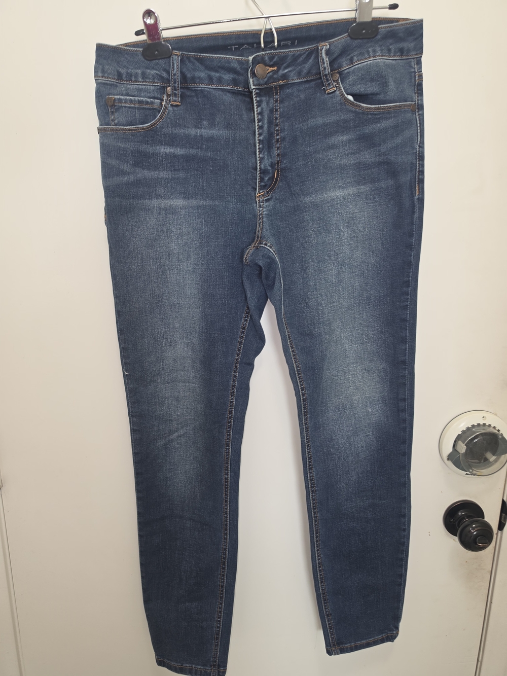 Tahari Skinny Jeans in Dark Blue Wash